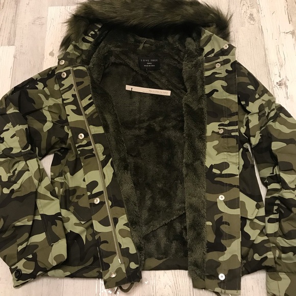 ⭐️ CAMOUFLAGE PARKA JACKET WITH FAUX FUR HOODIE - Picture 7 of 8